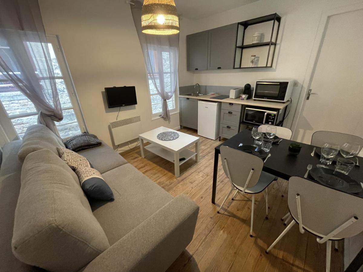 Saphir, Hyper Centre Ville Au Calme Au Fond D'Une Impasse Caen Exterior foto